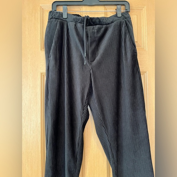 Zara Men's Pleated Corduroy Pants - Picture 2 of 11